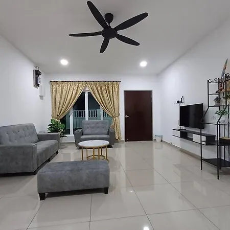 Season Homestay Malacca.